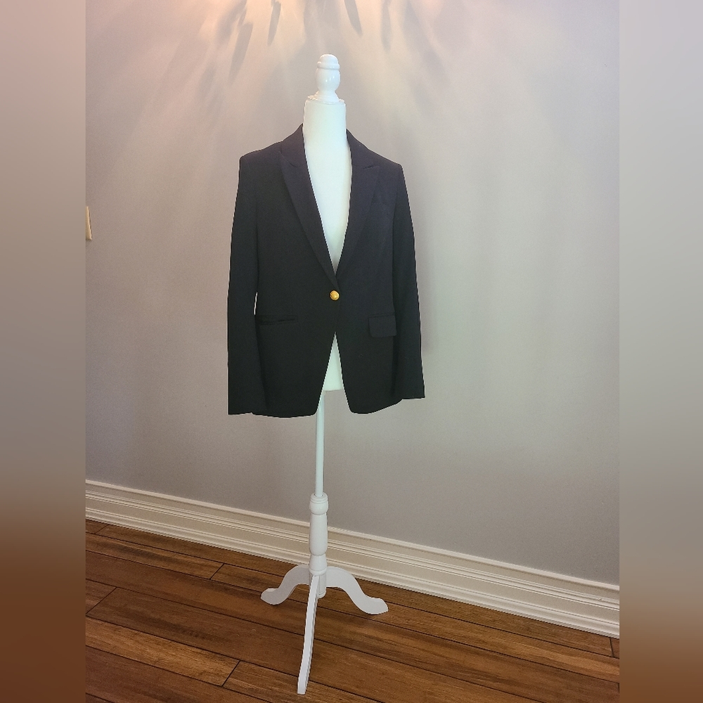 Express black blazer size medium.